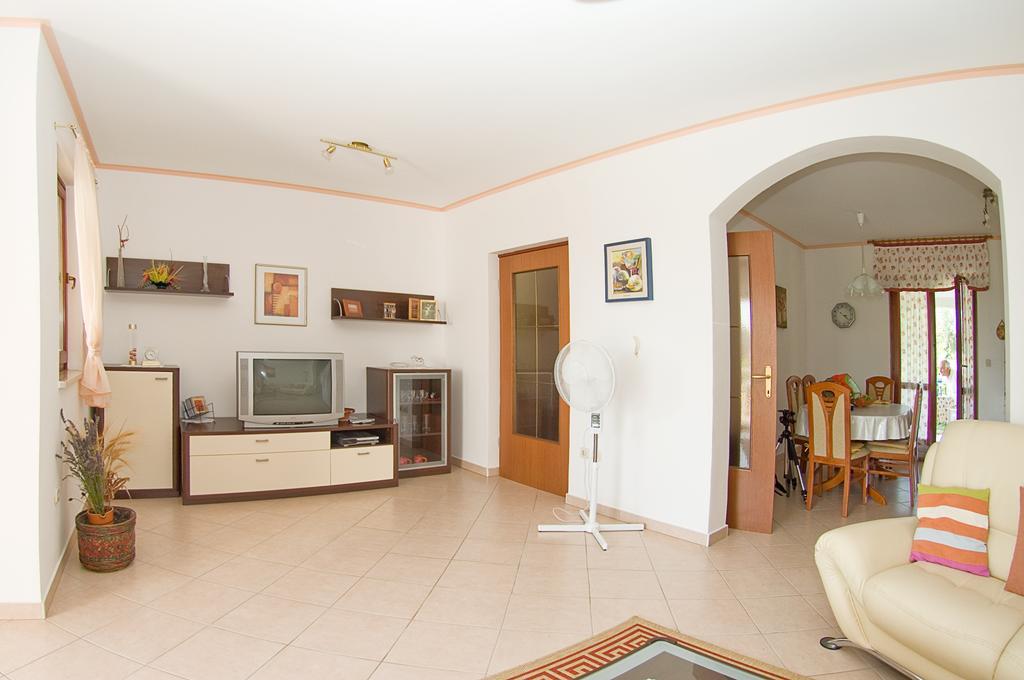 Holiday Home Magnolia Tar-Vabriga Habitación foto